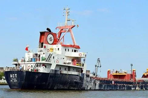 Un navire cargo turc visé par des tirs grecs en mer Égée