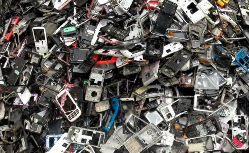 Le Cameroun renvoie plus de 50.000 tonnes de déchets électroniques à la France
