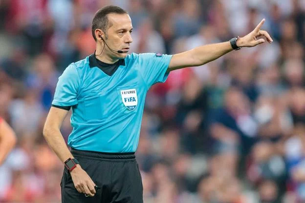 L'arbitre turc Cüneyt Cakir désigné pour arbitrer Liverpool-PSG