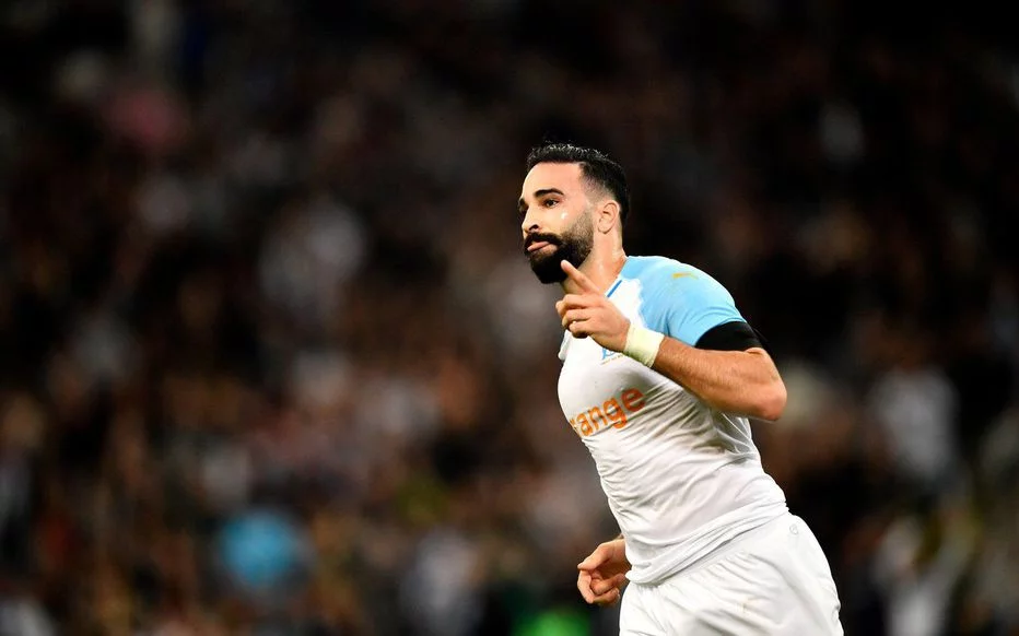 Adil Rami est en Turquie pour négocier avec le Fenerbahçe