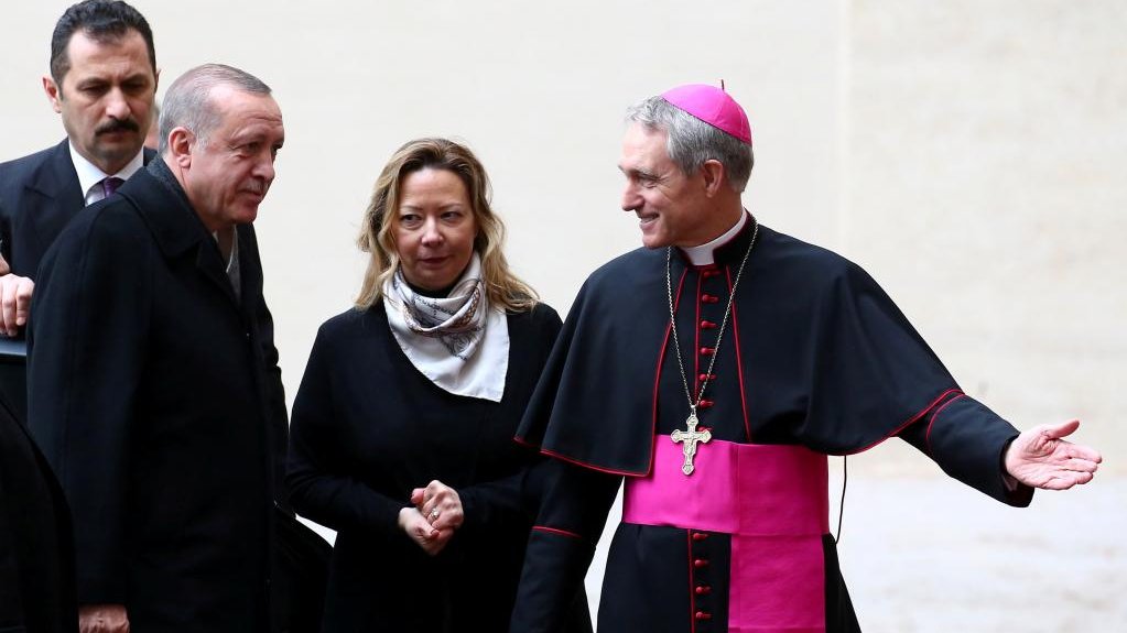 Erdogan reçu par le pape François au Vatican