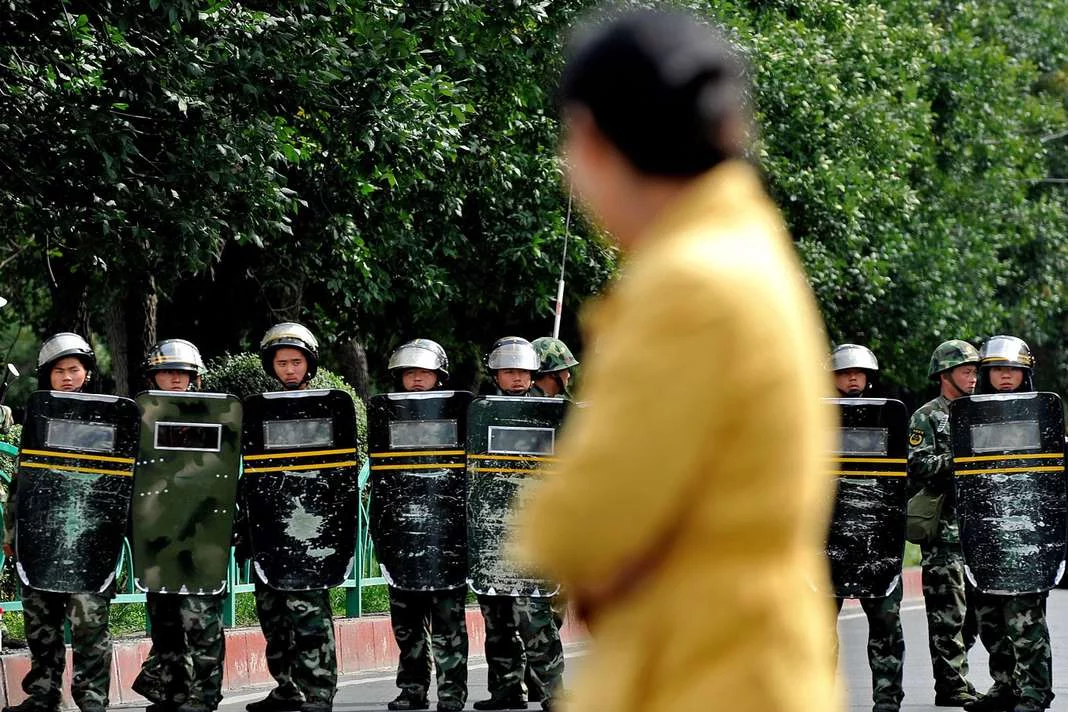 La Chine doit fermer les camps de rééducation politique