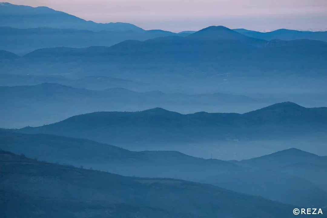 "paix dans le pays, paix dans le monde".