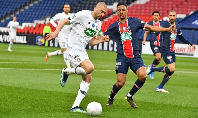 LOSC : Burak Yilmaz explique pourquoi il a quitté la Turquie