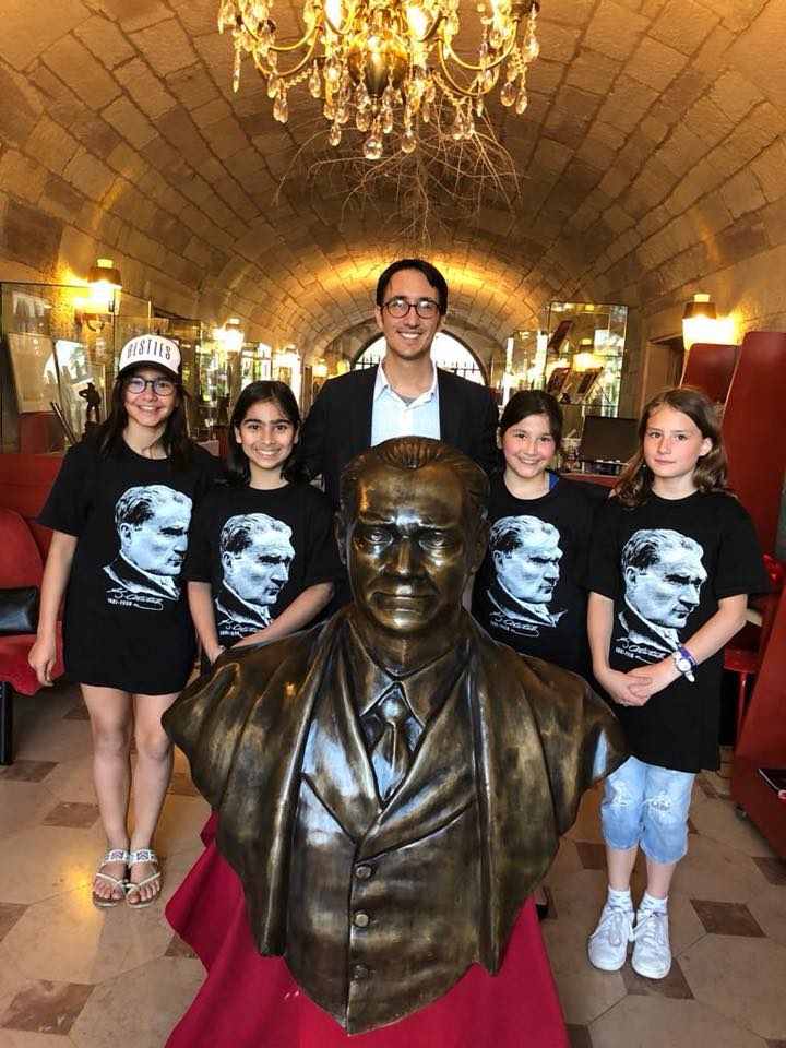Le buste de Mustapha Kemal Atatürk, fondateur de la République de Turquie à Phalsbourg