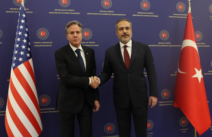 Antony Blinken en Turquie : visite sous haute tension pour maintenir l'équilibre au Proche-Orient