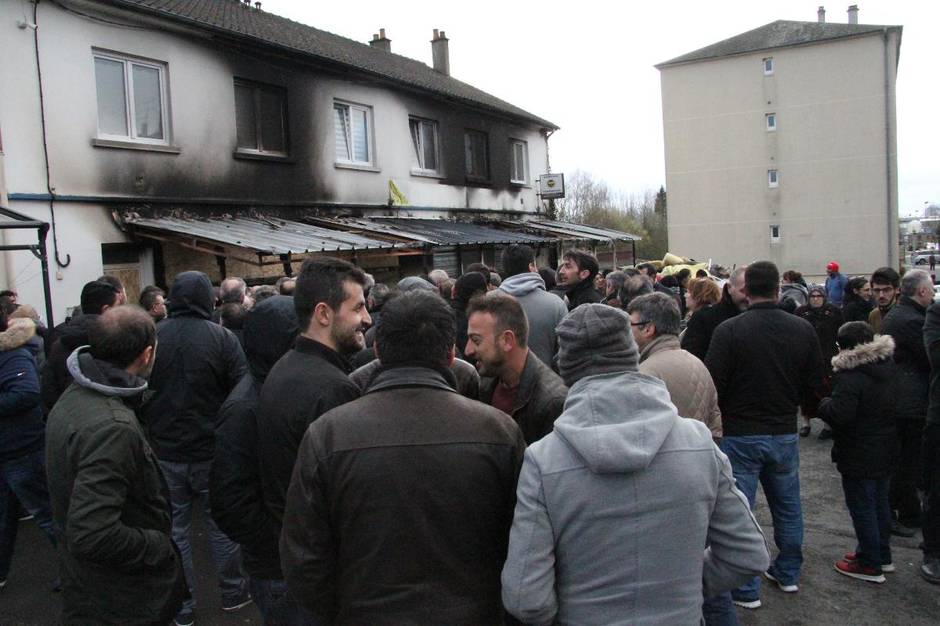 Les élus turcs renoncent à une nouvelle Constitution