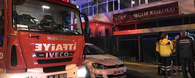 Le MAE turc se rend au Qatar