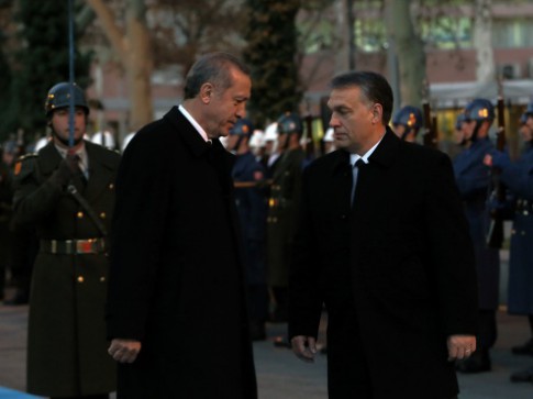 Le Premier ministre hongrois Viktor Orban est à Ankara.