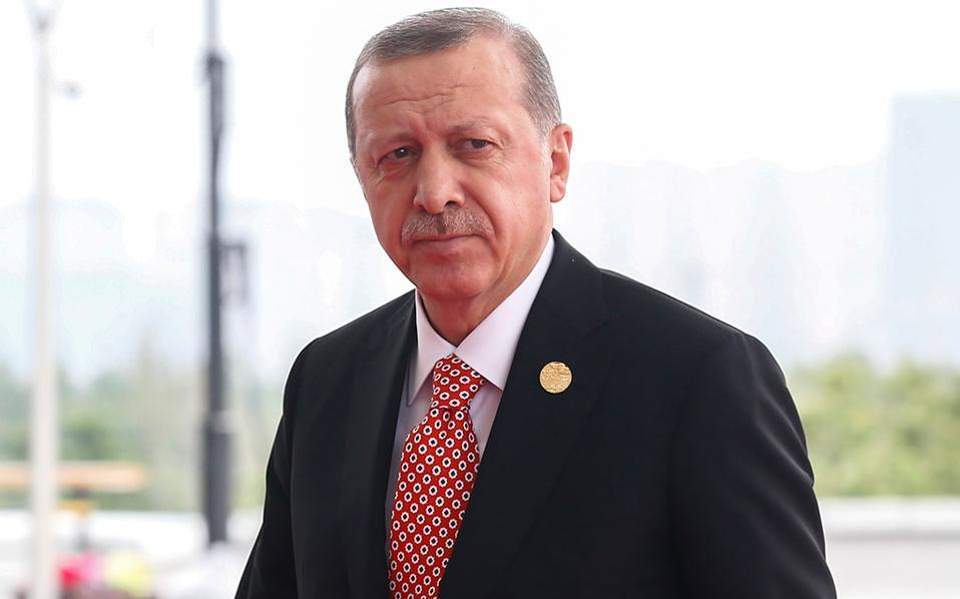 Accueil officiel au palais de Çankaya pour M. Hollande