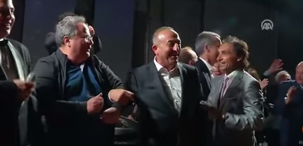 Le Premier ministre turc évoque les incidents de 1915 dans la réunion du groupe parlementaire de l'AKP
