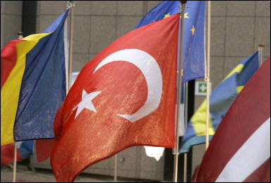 Bugün Bayram , "aujourd'hui c'est la fête" :