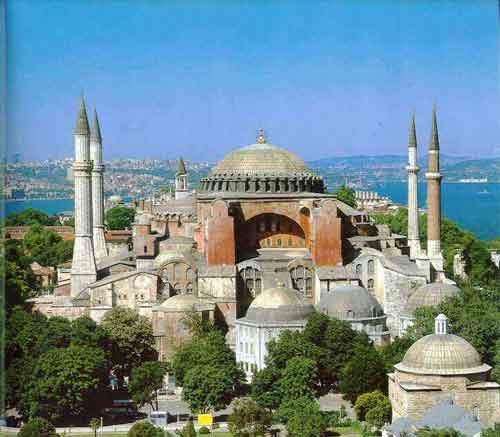 Turquie/UE : Des Eglises, des Mosquées et des chiffres