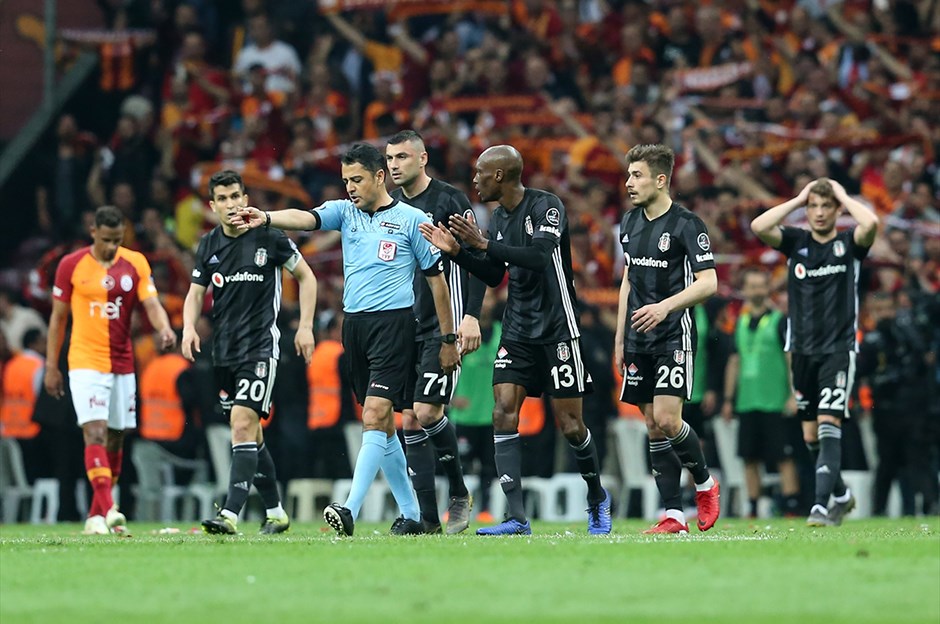 [Süper Lig] - Les arbitres, la terreur du football turc