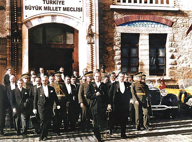 Le Parlement a été essentiel pour Atatürk sur la route de la République