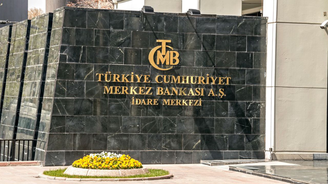La banque centrale turque augmente les taux maximum des cartes de crédit