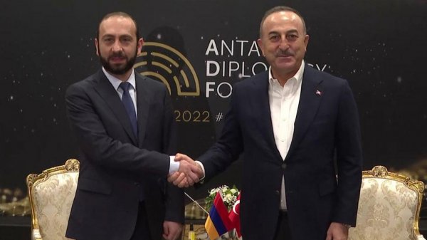 Premier entretien entre Ankara et Erevan au niveau ministériel