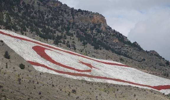 Le président chypriote turc sortant Ersin Tatar battu à la présidentielle