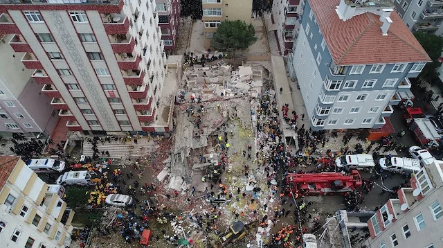 Le bilan de l'immeuble effondré monte à 17 morts