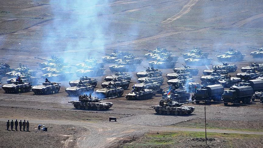 L'Azerbaïdjan annonce l'arrêt des affrontements avec l'Arménie