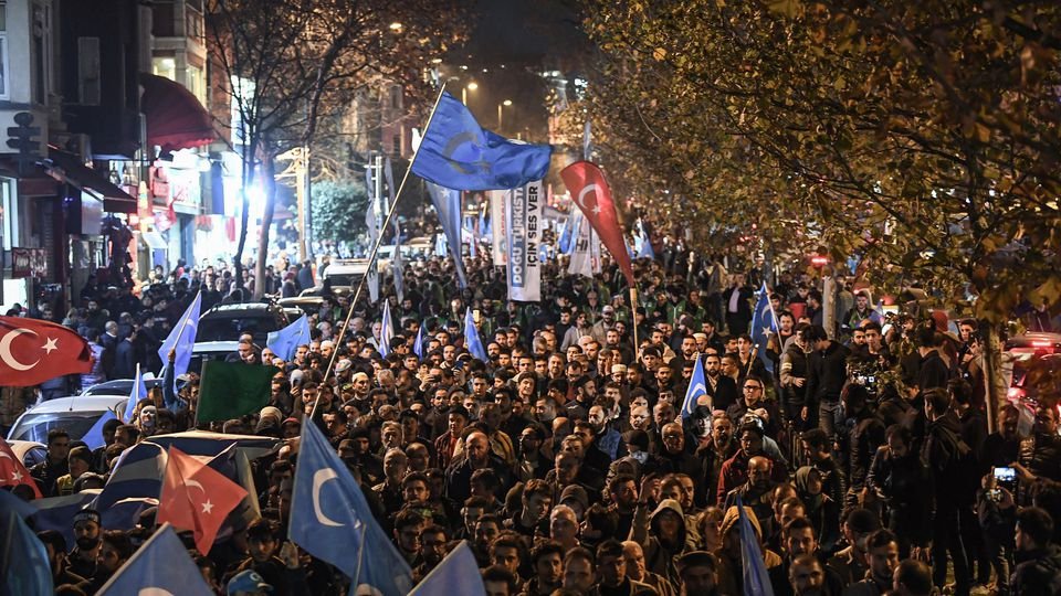 Plus de mille manifestants à Istanbul contre le sort des Ouïghours en Chine