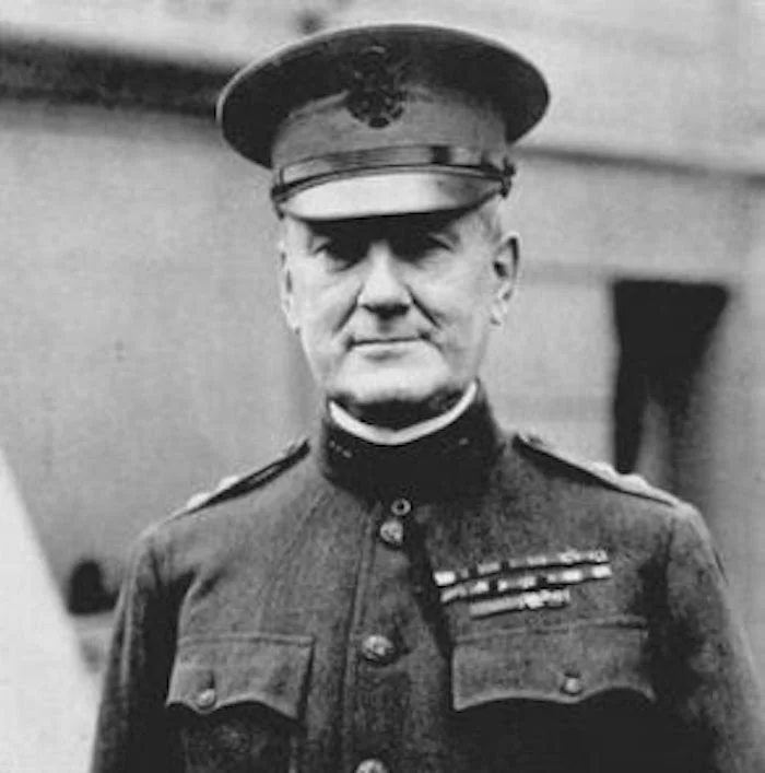 Le major-général James G. Harbord et les Arméniens