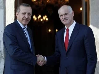 Papandréou et Erdogan se rencontreront "bientôt" sur Chypre