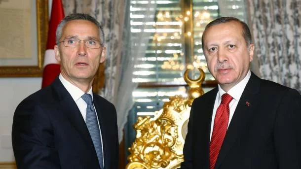 Scandale des manœuvres : le secrétaire général de l'OTAN s'excuse auprès d'Erdogan