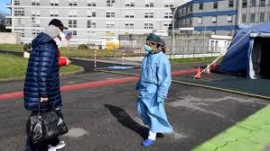 Coronavirus : face à l'épidémie, l'Italie tout entière est à l'arrêt