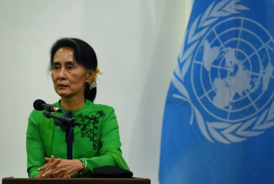 Birmanie : Suu Kyi dénonce la « désinformation » sur la crise des Rohingyas