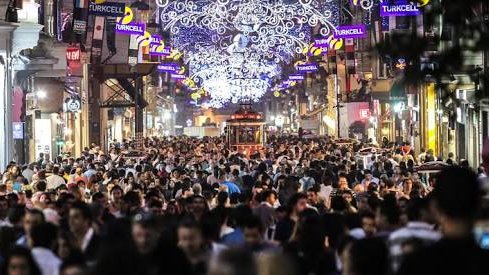 Turquie : dix ans de prison requis contre un taxi ayant roulé un touriste