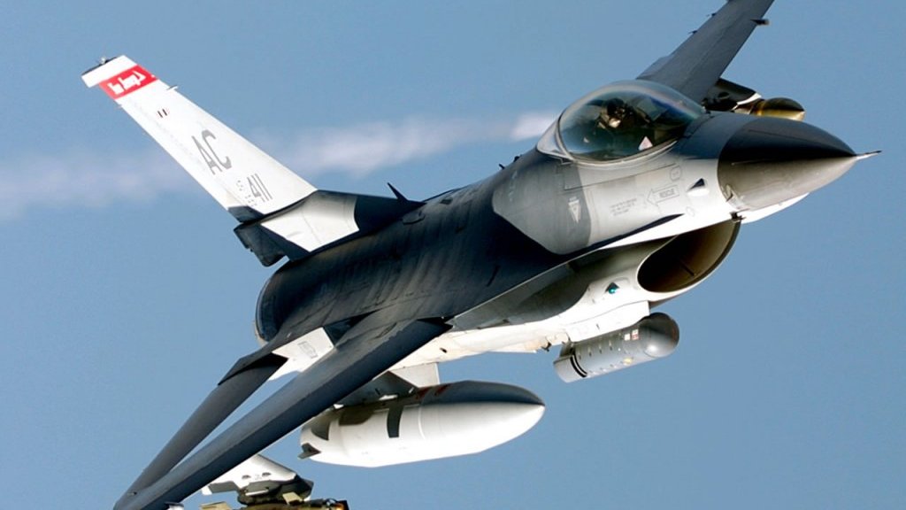 Des F-16 turcs interceptent un chasseur russe