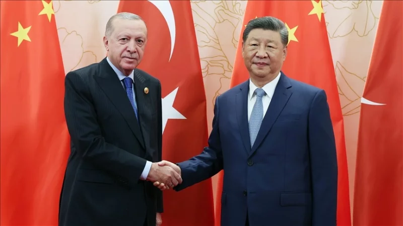 Les présidents turc et chinois discutent du "Corridor central" et de l'initiative "Nouvelles routes de la soie"