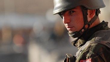 Un soldat Turc de l'Otan meurt dans un crash 