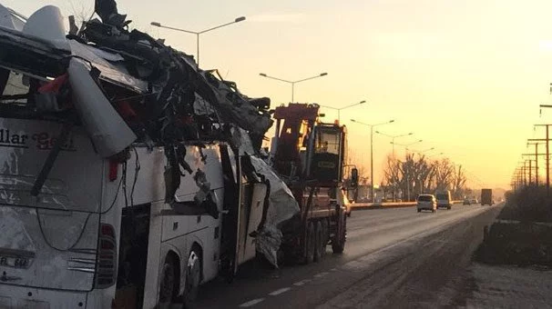 Accident de car mortel en Turquie 11 morts et 46 blessés