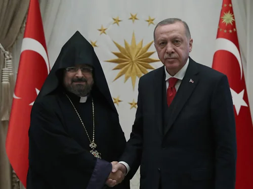 Message du président Erdoğan au Patriarche des Arméniens de Turquie, Sahak Mashalyan