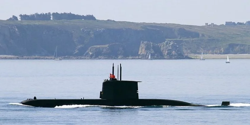 Un sous-marin turc en escale à Brest