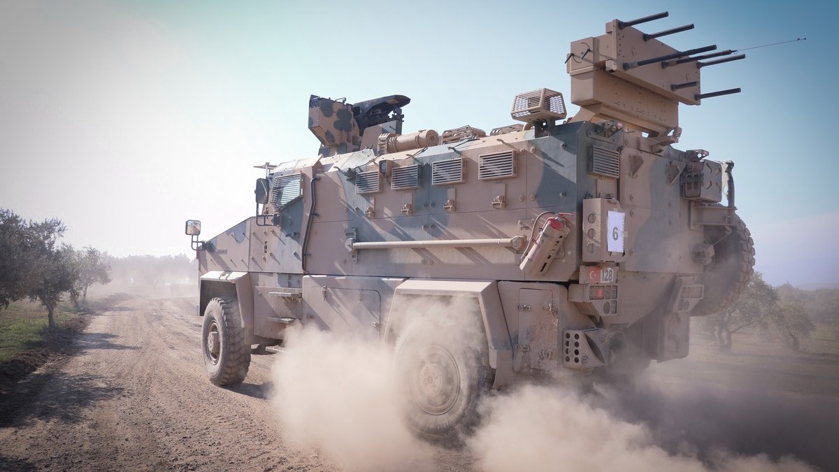 La Turquie détruit 903 mines dans le nord de la Syrie