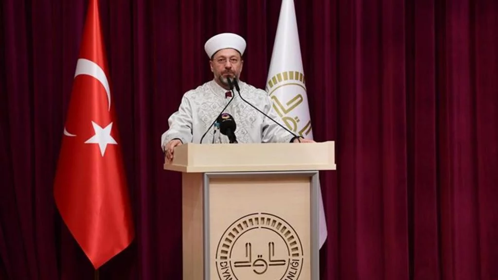 La Turquie dénonce l'attaque islamophobe contre la mosquée du Danemark