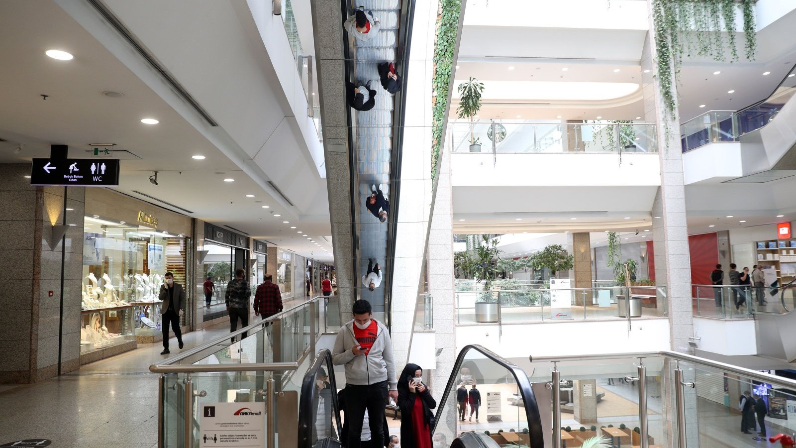 [Débat] Les commerçants turcs veulent la fermeture des centres commerciaux le dimanche