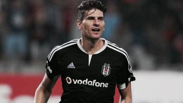 Besiktas (4-0 contre Gaziantep) profite de la défaite de Fenerbahçe