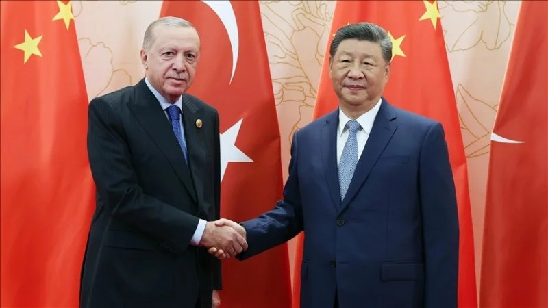 Les présidents turc et chinois discutent du "Corridor central" et de l'initiative "Nouvelles routes de la soie"