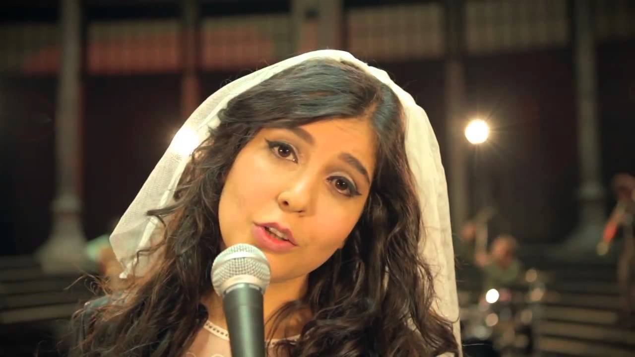 A la croisée des mondes : la chanteuse turque Özlem Bulut