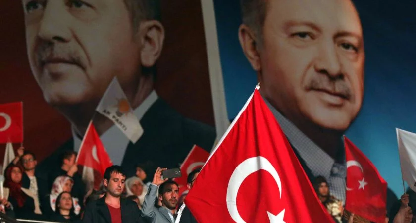 Erdogan appelle au renouvellement de l'AKP en vue des élections de 2019