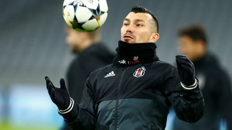 Gary Medel vers un club anglais ?