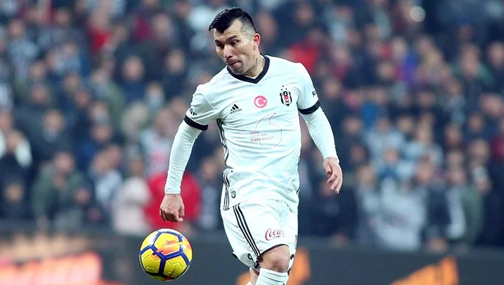 L'OM intéressé par le défenseur chilien Gary Medel