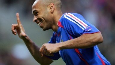 Tierry Henry pourrait jouer à Fenerbahçe la saison prochaine