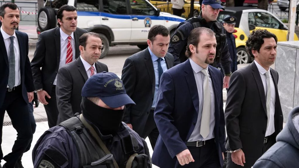 Athènes n'extradera pas les huit militaires turcs réfugiés en Grèce