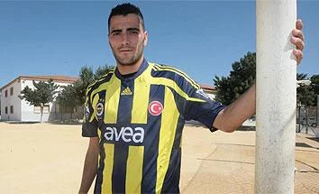 Guïza veut rester au Club du Fenerbahçe
