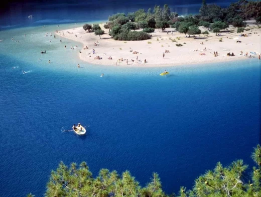 Tourisme : les 10 pays à visiter en 2010.